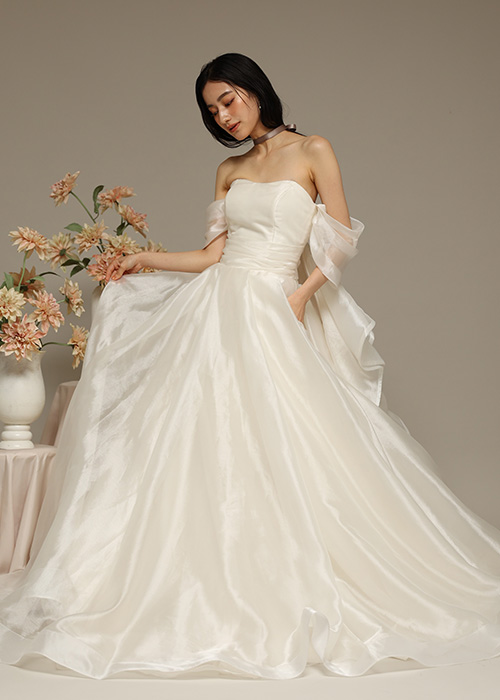 ホワイトドレス