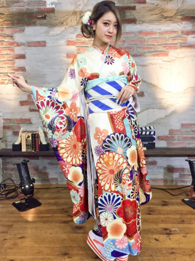 みちょぱ　振袖