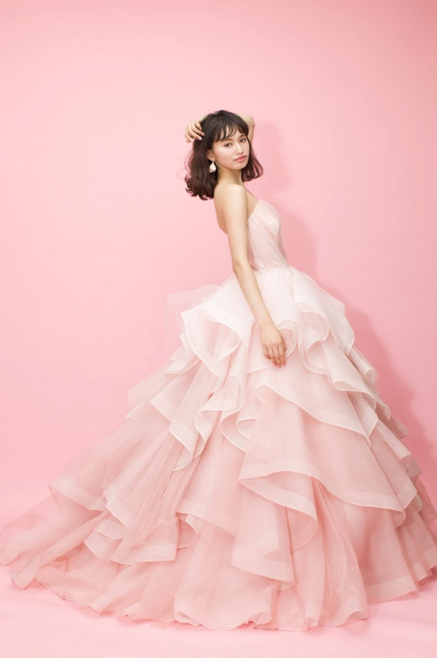 しほりちゃんピンクドレス