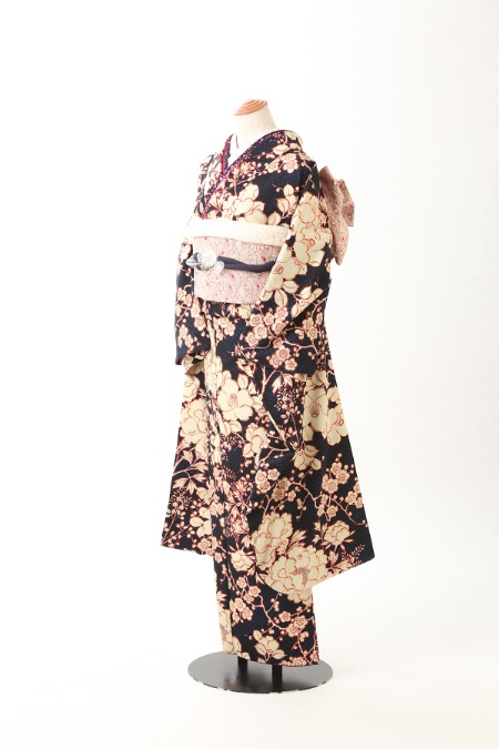 FURISODE