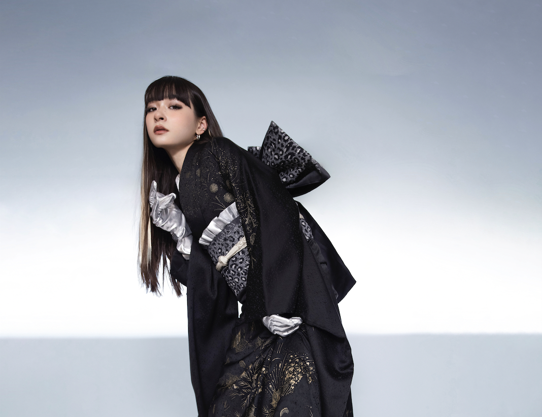 aim札幌店】aimme流！振袖に合わせた個性派メイク特集✨｜aimme札幌店01