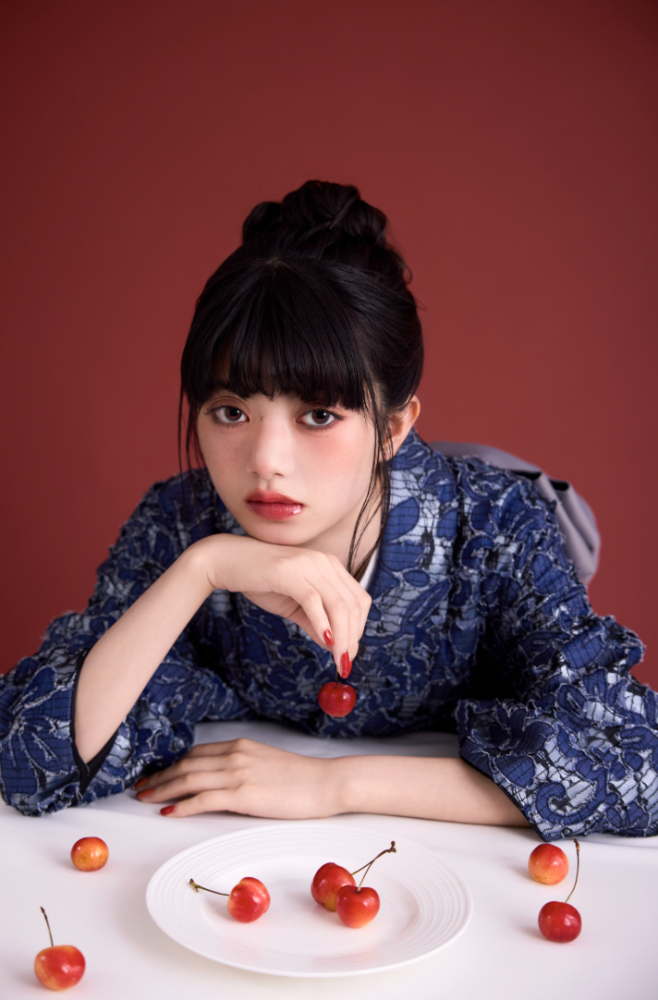 デニムレース振袖 casual cuteメインビジュアル